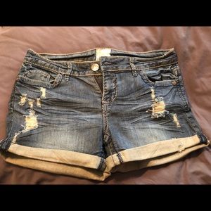 $10 SALE** ARDEN B distressed denim shorts